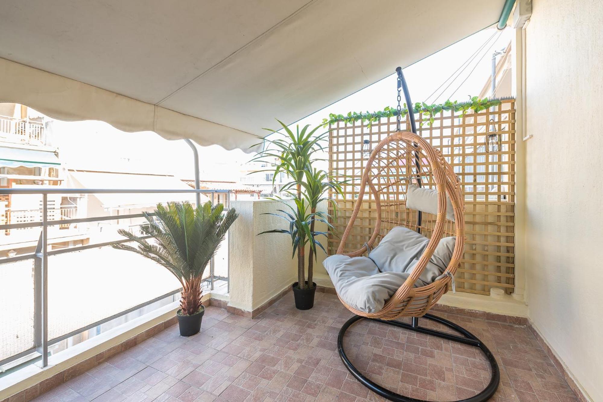 Sunny Studio With Starlight Balcony Athena Bagian luar foto