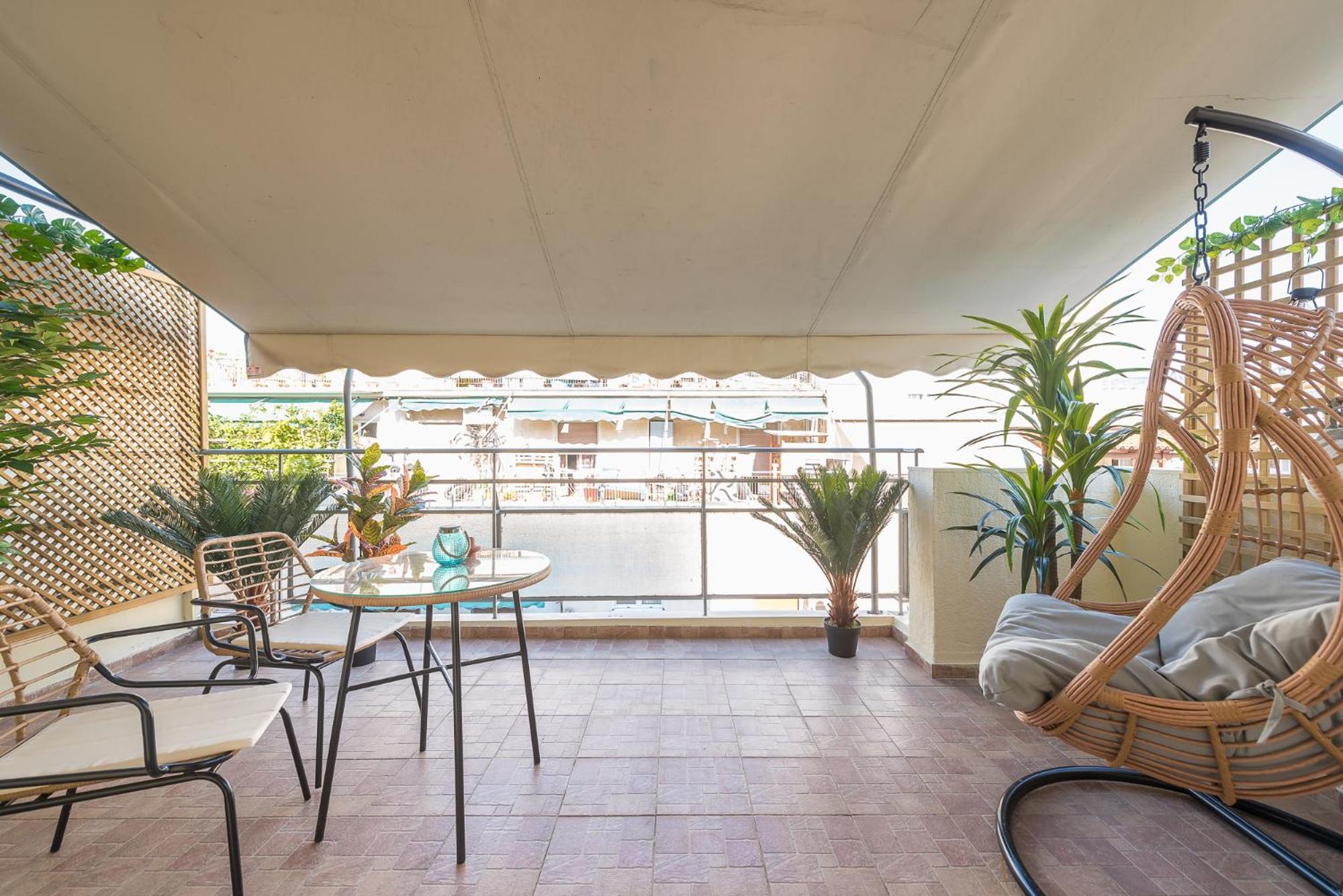Sunny Studio With Starlight Balcony Athena Bagian luar foto